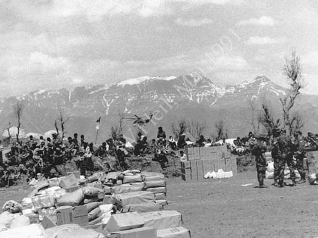 024 CH 53 über Hilfsgüterdepot Camp 1 alpha 057