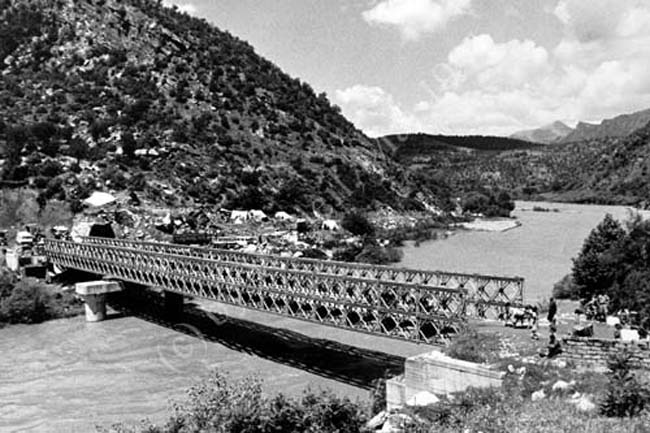 096 Die Grenze Tigrisbrücke 068